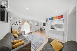 19 - 6240 MONTEVIDEO ROAD  Mississauga, ON L5N 2N7