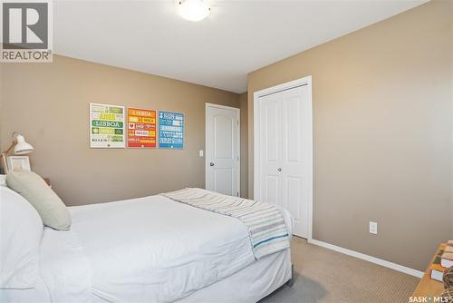 238 Stepney Crescent, Saskatoon, SK - Indoor Photo Showing Bedroom