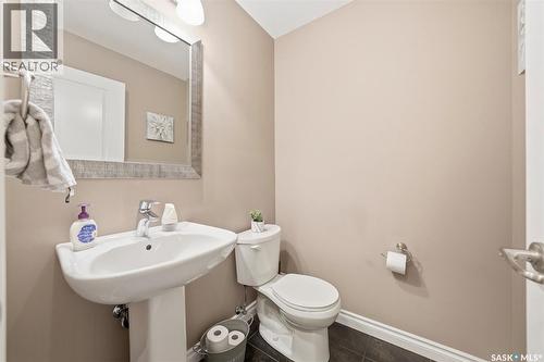 424 Maningas Bend, Saskatoon, SK 