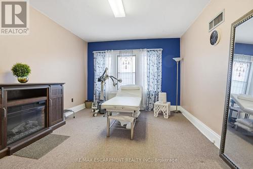 826 Main Street E, Hamilton, ON 