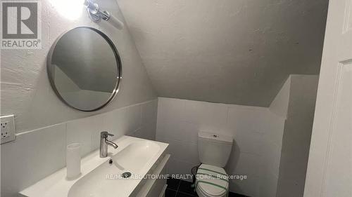 49 Fairleigh Avenue S, Hamilton, ON - Indoor Photo Showing Laundry Room