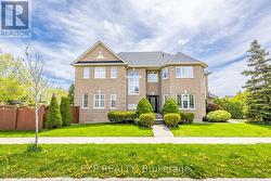 2137 FRONTIER DRIVE Oakville, ON L6M 3S3