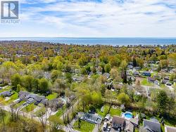 Close to lake Erie and beaches - 