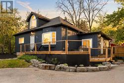 10 BACK STREET  Halton Hills, ON L7G 3Y6