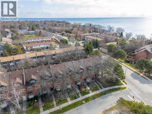 45 TRADEWIND Drive  Oakville, ON L6L 6K9
