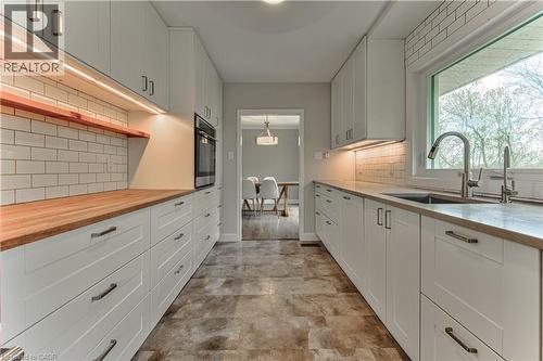 74 Leaside Place, Waterloo, ON 
