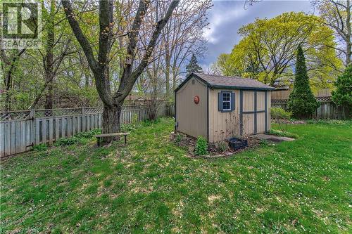 74 Leaside Place, Waterloo, ON 