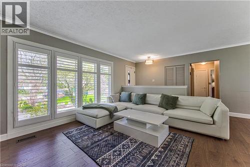 74 Leaside Place, Waterloo, ON 
