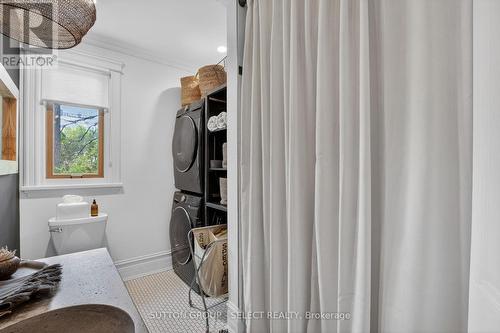 309 Cromwell Street, London East (East B), ON - Indoor Photo Showing Laundry Room