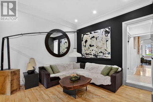 309 Cromwell Street, London East (East B), ON - Indoor Photo Showing Living Room