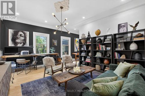 309 Cromwell Street, London East (East B), ON - Indoor Photo Showing Living Room