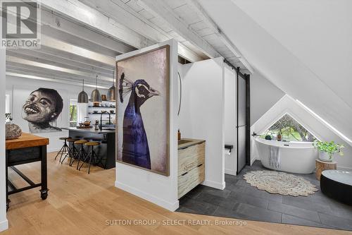 309 Cromwell Street, London East (East B), ON - Indoor Photo Showing Other Room