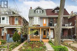 31 EMERSON AVENUE Toronto, ON M6H 3S7