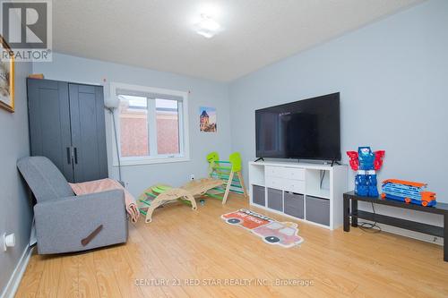 3 Okanagan Drive, Brampton, ON - Indoor