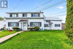 10/12 MANITOU CRESCENT E Loyalist (Amherstview), ON K7N 1B6