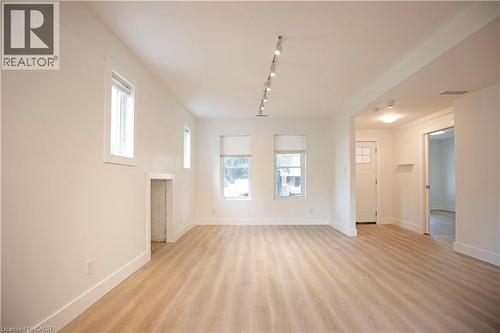 49 Fairleigh Avenue S, Hamilton, ON - Indoor Photo Showing Other Room