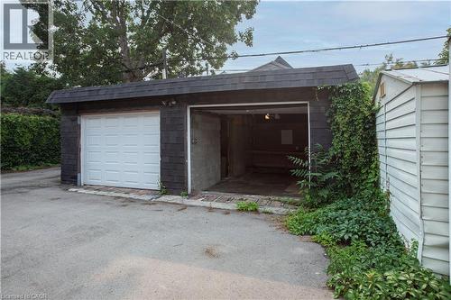 49 Fairleigh Avenue S, Hamilton, ON - Outdoor With Exterior
