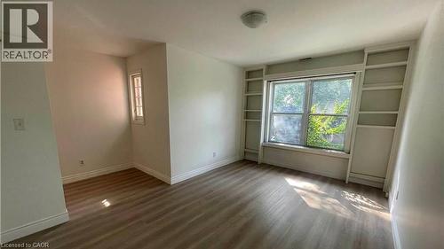 49 Fairleigh Avenue S, Hamilton, ON - Indoor Photo Showing Other Room