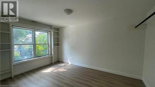 49 Fairleigh Avenue S, Hamilton, ON - Indoor Photo Showing Other Room