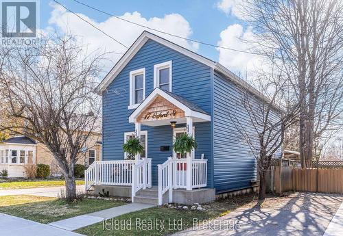 17 OXFORD STREET  Cambridge, ON N1R 1M3
