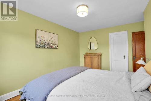 296 Holmwood Avenue, Ottawa, ON - Indoor Photo Showing Bedroom