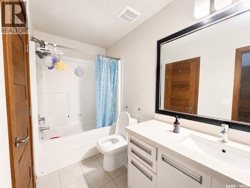 310 1303 Paton Crescent, Saskatoon, SK - Indoor Photo Showing Bathroom