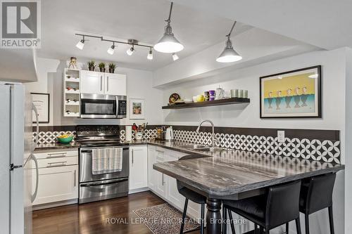 75 Yates Street, St. Catharines (Downtown), ON - Indoor Photo Showing Kitchen With Double Sink