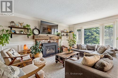 75 Yates Street, St. Catharines (Downtown), ON - Indoor Photo Showing Living Room With Fireplace