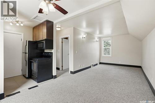 228 8Th Street E, Saskatoon, SK - Indoor Photo Showing Other Room