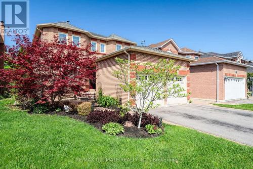 54 WALLER STREET  Whitby, ON L1R 1Z8