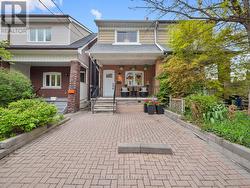 10 FERRIER AVENUE Toronto, ON M4K 3H4