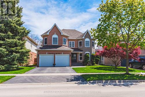 2162 COUNTRY CLUB DRIVE  Burlington, ON L7M 4B1