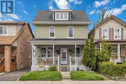 27 HOLLEY AVENUE  Toronto, ON M9N 2C4