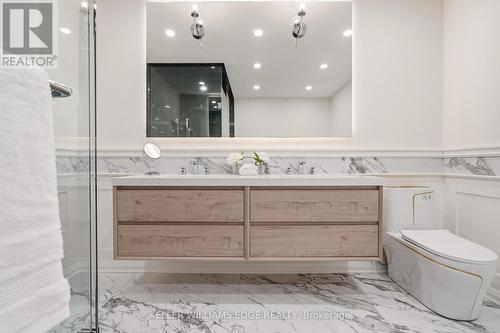 5PC Ensuite in the Primary Bedroom - 14 Harbour Drive, Hamilton, ON - Indoor Photo Showing Bathroom