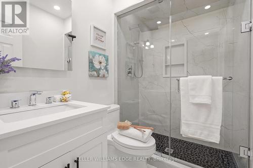 2nd Floor - 3PC Bath - 14 Harbour Drive, Hamilton, ON - Indoor Photo Showing Bathroom