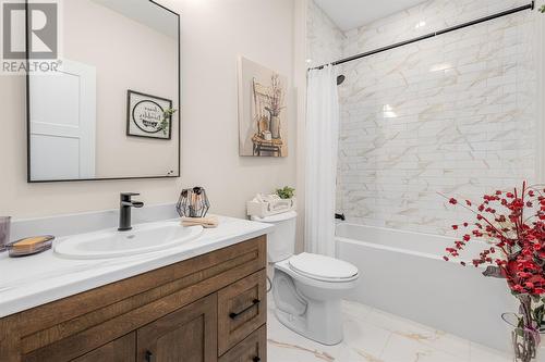 2 Eider Place, Paradise, NL - Indoor Photo Showing Bathroom