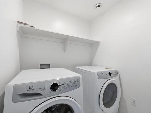 582B Herring Cove Road, Halifax, NS - Indoor Photo Showing Laundry Room