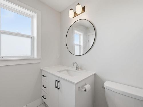 582B Herring Cove Road, Halifax, NS - Indoor Photo Showing Bathroom