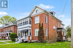 70 MAPLE AVENUE Smiths Falls, ON K7A 2A7