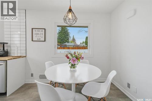 2417 Hanover Avenue, Saskatoon, SK - Indoor Photo Showing Dining Room