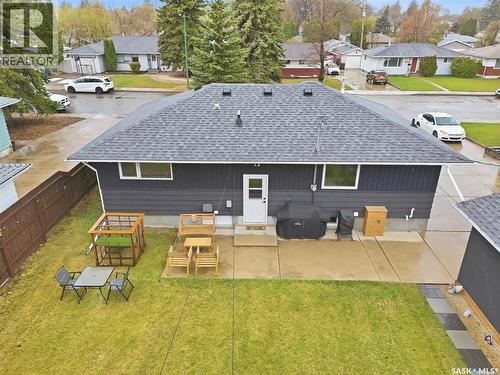 2417 Hanover Avenue, Saskatoon, SK - Outdoor