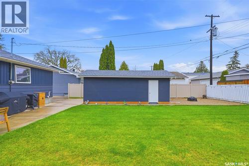 2417 Hanover Avenue, Saskatoon, SK - Outdoor