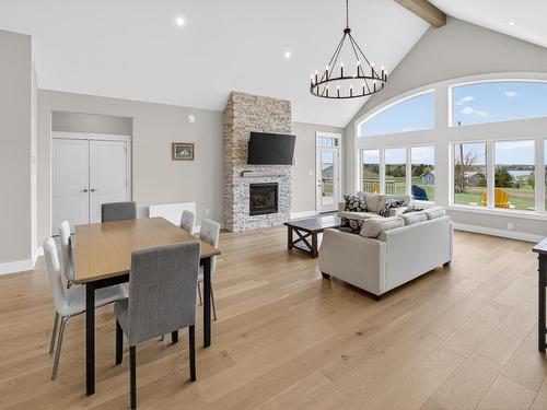 64 Sunset Lane, Clinton, PE 
