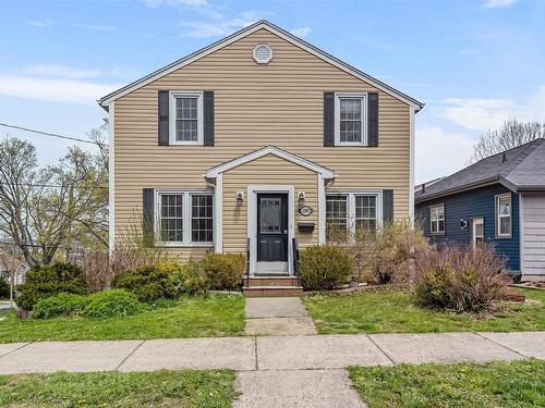 3585 Acadia Street  Halifax, NS B3K 3P5