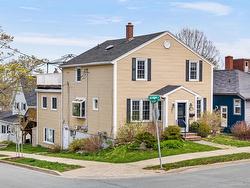 3585 Acadia Street  Halifax, NS B3K 3P5