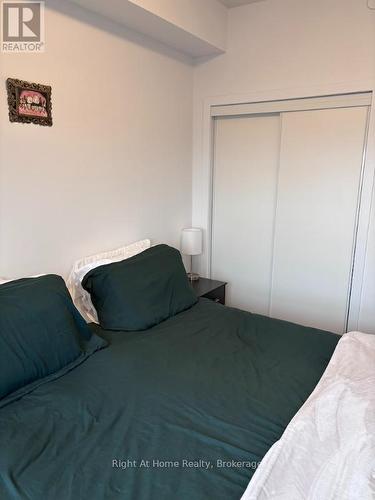 416 - 5055 Greenlane Road, Lincoln (Lincoln Lake), ON - Indoor Photo Showing Bedroom