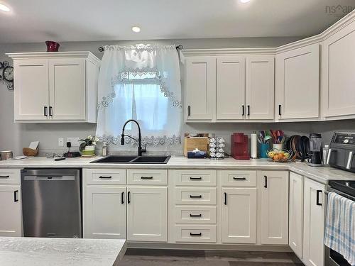 24 Eagleview Drive, Murray Siding, NS 