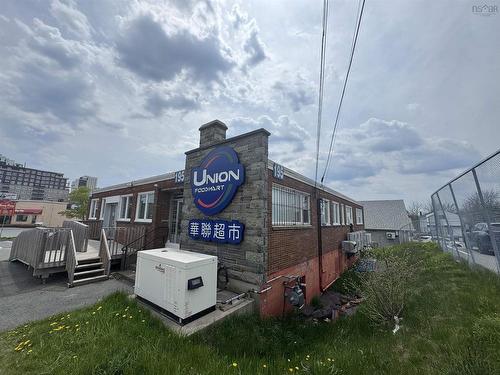 195 Wyse Road, Dartmouth, NS 