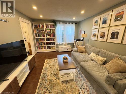40 Hess Street N, Hamilton, ON - Indoor Photo Showing Other Room