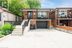 494 FERGUSON Avenue N  Hamilton, ON L8L 4Z5